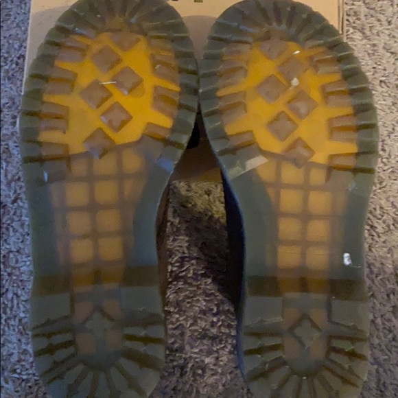 Dr. Martens - Picture 4 of 6